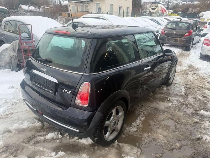 Gebraucht Mini ONE 90 PS (66 kW) 2005 Schwarz Kleinwagen