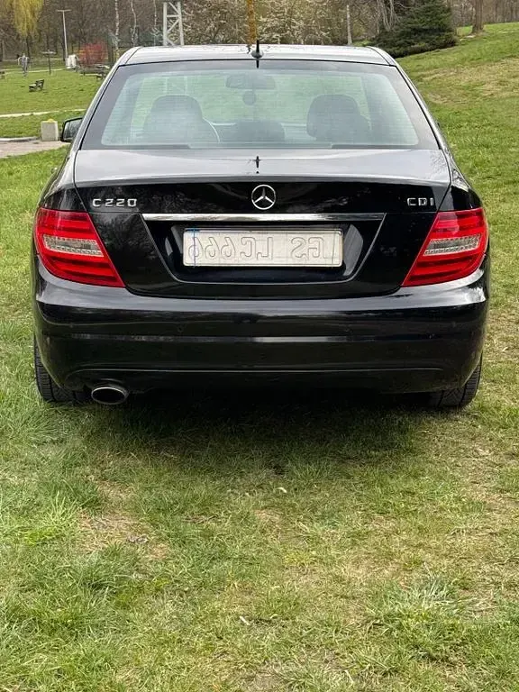 Gebraucht Mercedes C220 170 PS (125 kW) 2012 Schwarz Limousine
