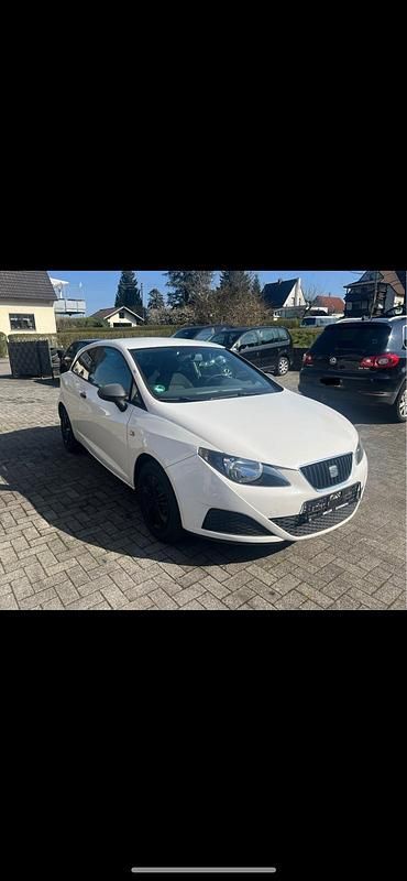 Gebraucht Seat Ibiza 69 PS (50 kW) 2010 Weiß Kleinwagen