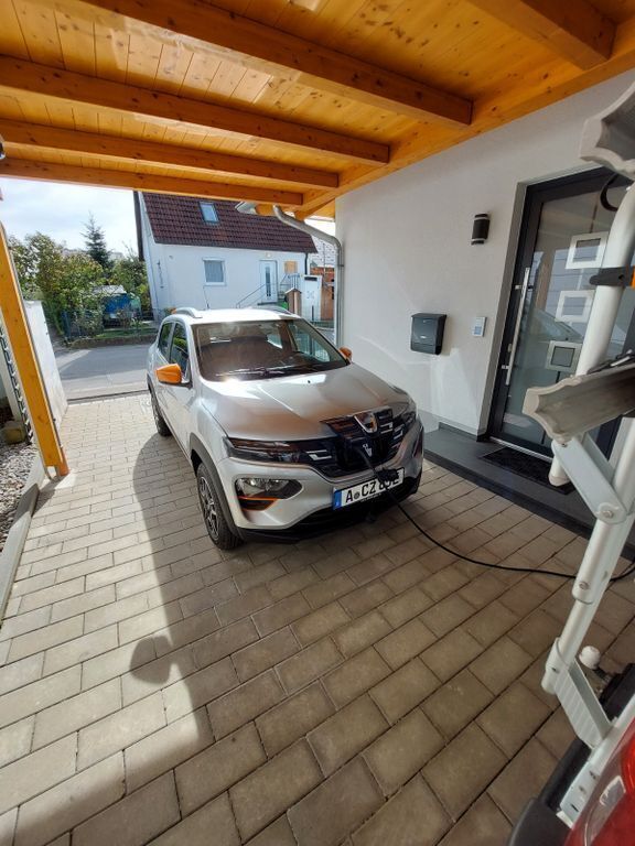 Silber Gebraucht 2022 Dacia Spring Comfort Plus Kleinwagen | 10.900 € (Guter Preis) - Bild 1/4
