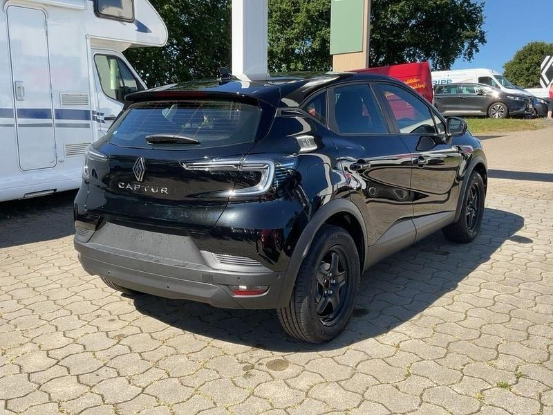 Neu Renault Captur Evolution 91 PS (66 kW) 2025 Schwarz SUV