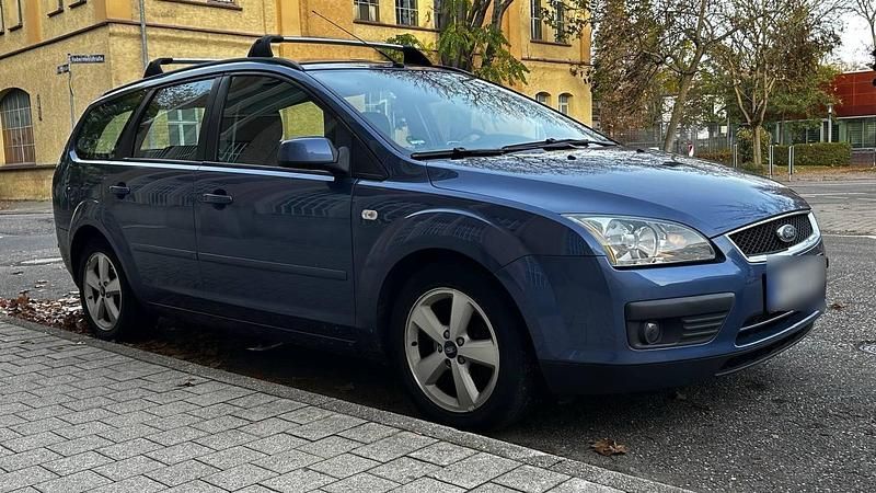 Używany Ford Focus 2005 Niebieski Kombi
