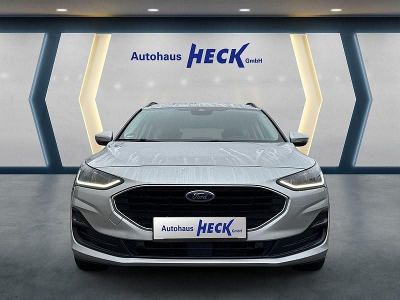 Gebraucht Ford Focus Cool & Connect 125 PS (91 kW) 2022 Silber Kombi