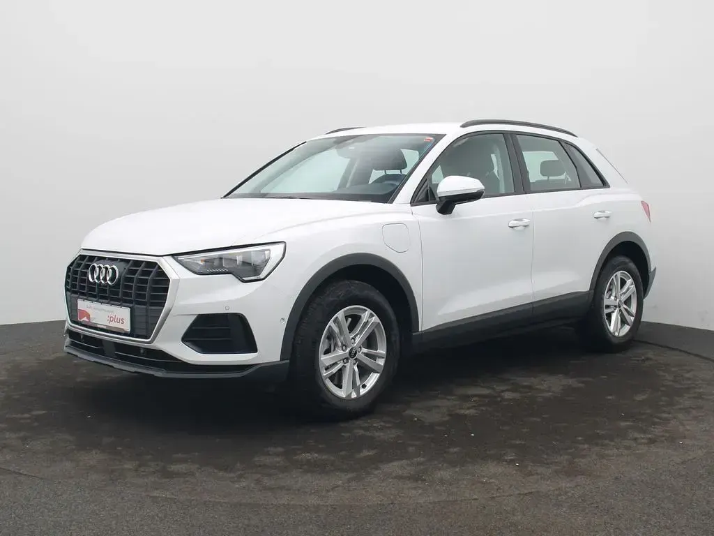 Gebraucht Audi Q3 245 PS (180 kW) 2022 Gletscherweiß metallic SUV