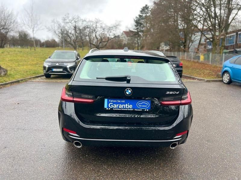Gebraucht BMW 320 Performance 190 PS (139 kW) 2022 Schwarz Kombi