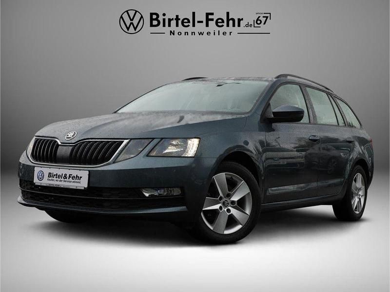 Grau Gebraucht 2019 Skoda Octavia Ambition Kombi | 17.490 € (Fairer Preis) - Bild 1/4