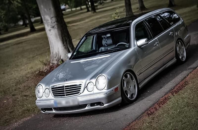 Gebraucht Mercedes 320 197 PS (144 kW) 2001 Silber Kombi