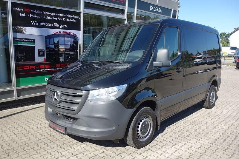 Tiefschwarz Gebraucht 2021 Mercedes Sprinter Van | 25.700 € (Guter Preis) - Bild 1/4