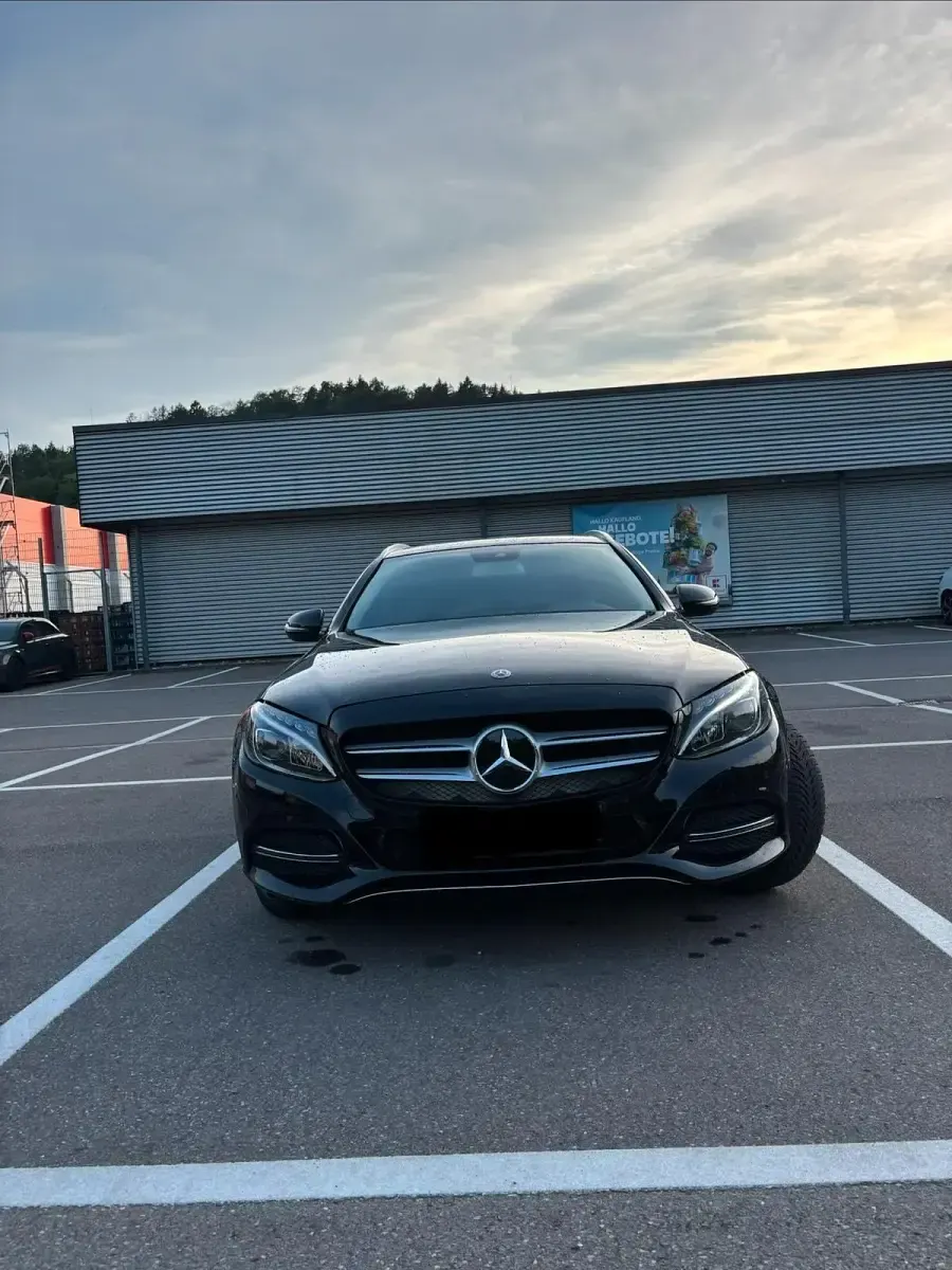 Gebraucht Mercedes C200 184 PS (135 kW) 2016 Schwarz Kombi