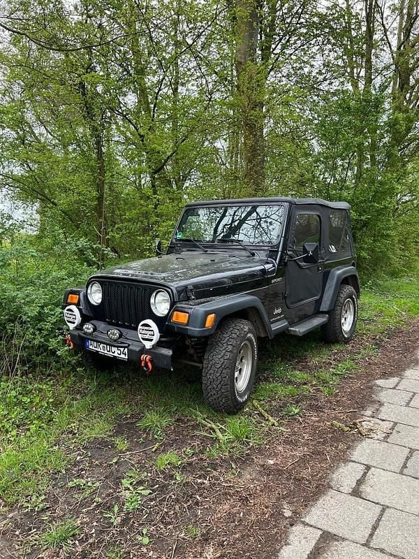Schwarz Gebraucht 2006 Jeep Wrangler SUV | 19.554 € (Etwas zu teuer) - Bild 1/4
