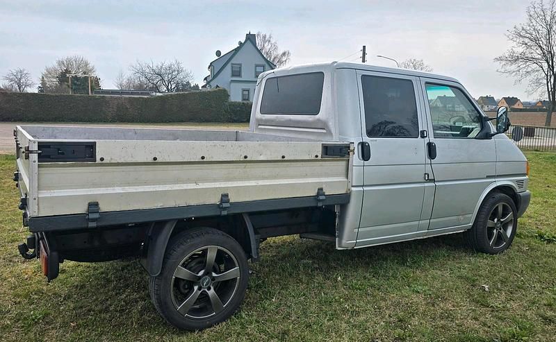 Gebraucht VW T4 88 PS (64 kW) 2002 Silber Van