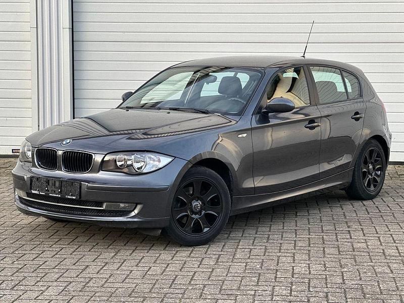 Gebraucht BMW 116 Advantage 116 PS (85 kW) 2007 Grau Kleinwagen
