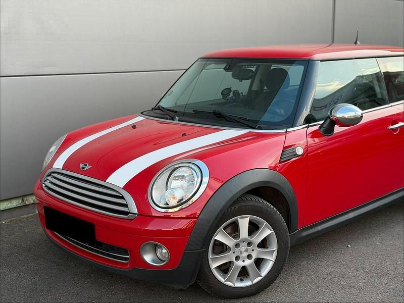 Gebraucht Mini Cooper 120 PS (88 kW) 2010 Rot Kleinwagen