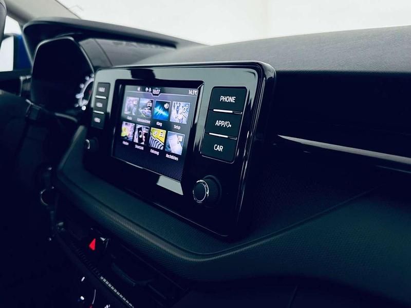 Gebraucht Skoda Fabia 65 PS (47 kW) 2021 Blau Kleinwagen