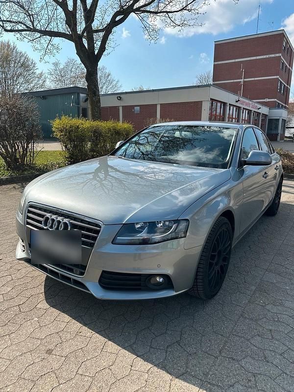 Gebraucht Audi A4 2009 Grau Limousine