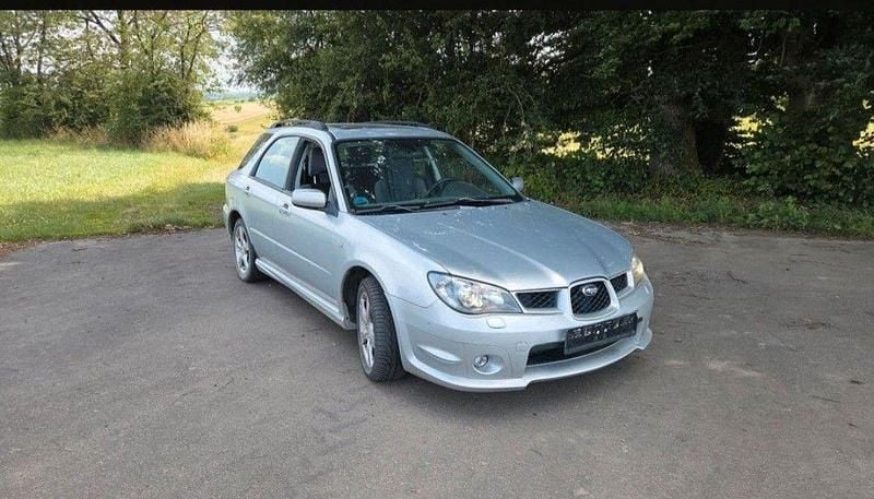 Silber Gebraucht 2006 Subaru Impreza Comfort Limousine | 2.600 € (Superpreis) - Bild 1/4