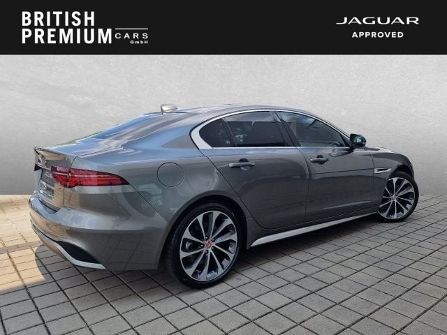 Gebraucht Jaguar XE R-Dynamic 206 PS (151 kW) 2023 Silber Limousine