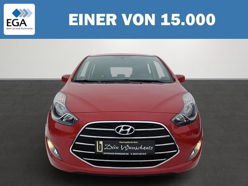 Gebraucht Hyundai ix20 Space 125 PS (91 kW) 2019 Rot metallic Kleinwagen