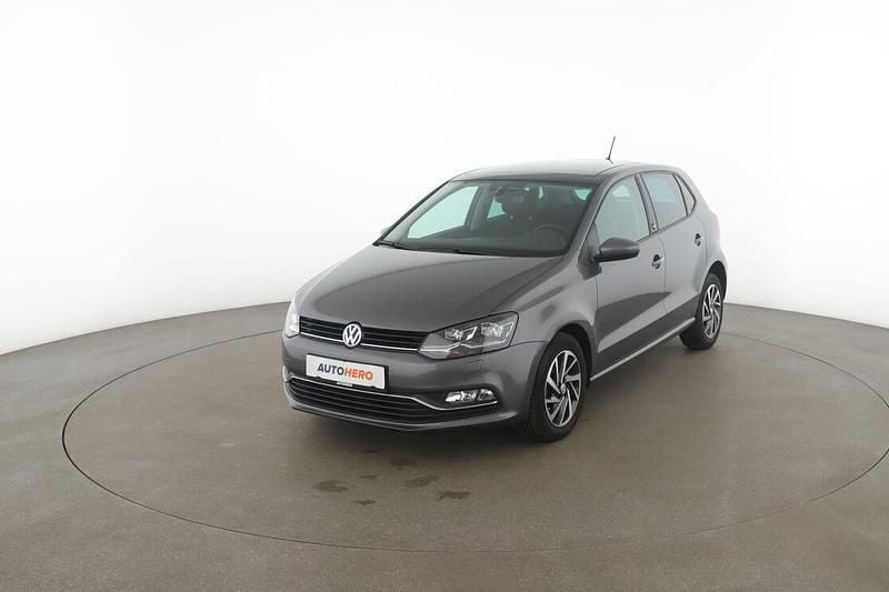 Grau Gebraucht 2017 VW Polo Sound Limousine | 12.590 € (Fairer Preis) - Bild 1/3