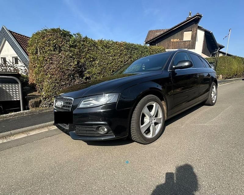 Gebraucht Audi A4 160 PS (117 kW) 2010 Schwarz Kombi