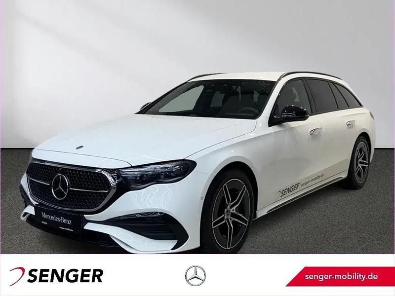 Weiß Gebraucht 2025 Mercedes E220 AMG Limousine | 58.870 € (Etwas zu teuer) - Bild 1/1