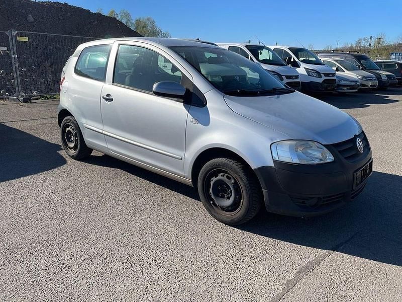 Second-hand VW Fox 54 CP (39 kW) 2009 Argintiu Hatchback