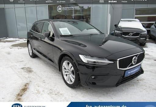 Gebraucht Volvo V60 Core 197 PS (144 kW) 2022 Schwarz Kombi
