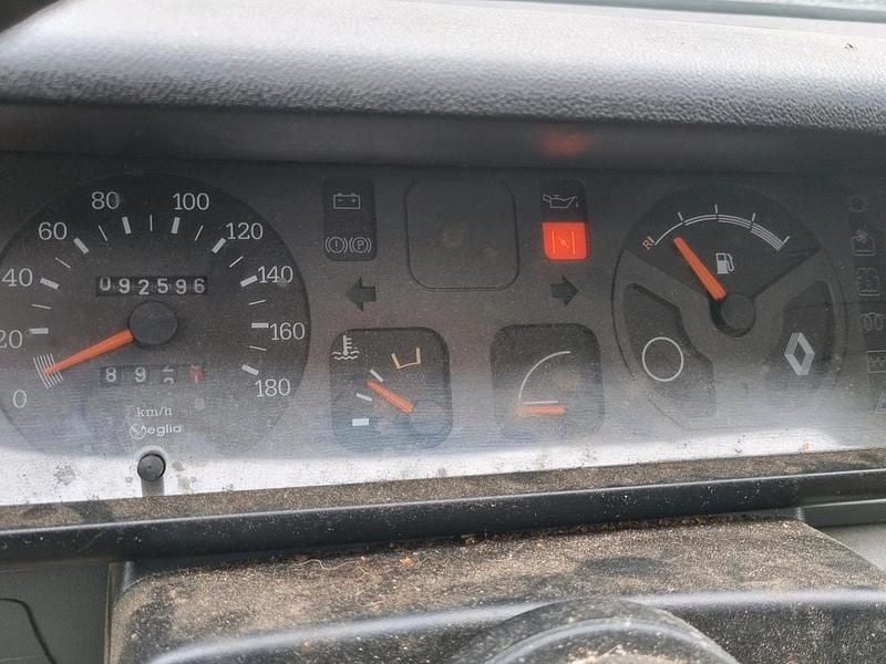 Gebraucht Renault R9 60 PS (44 kW) 1986 Silber Limousine