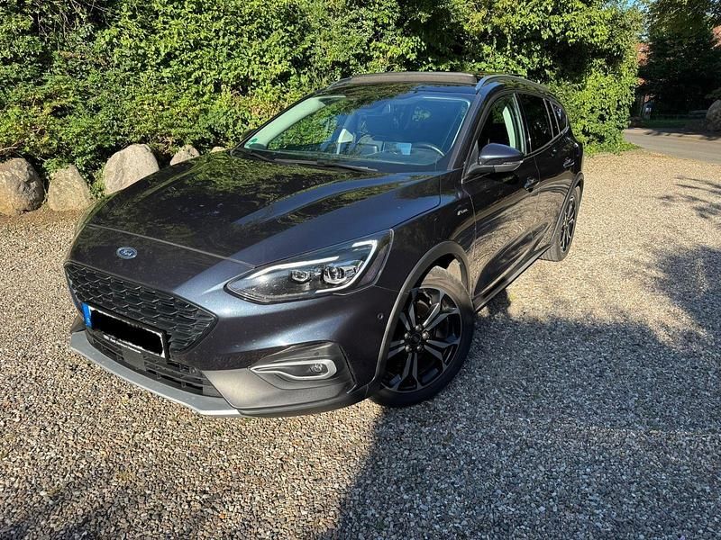 Gebraucht Ford Focus Active 150 PS (110 kW) 2020 Grau Kombi