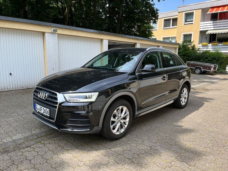 Schwarz Gebraucht 2016 Audi Q3 Comfort SUV | 15.999 € (Guter Preis) - Bild 1/4