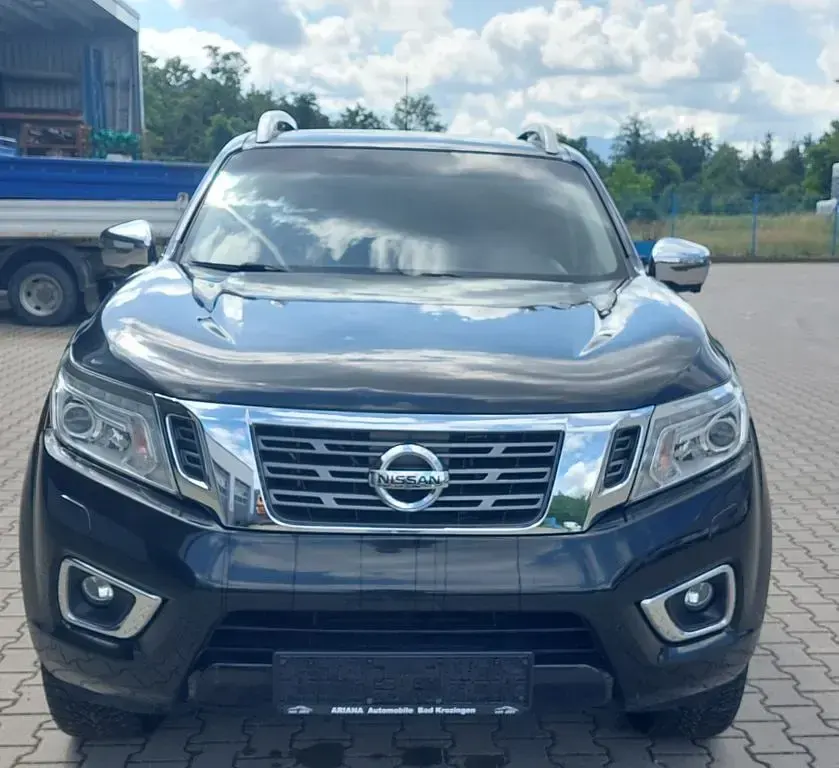 Gebraucht Nissan Navara Acenta 190 PS (139 kW) 2016 Schwarz Pickup