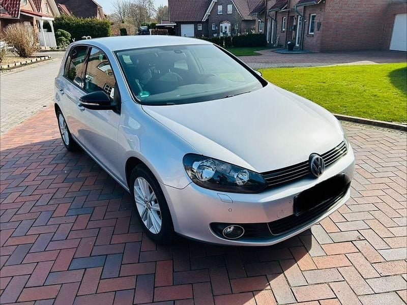 Gebraucht VW Golf VII Style 80 PS (58 kW) 2012 Silber Limousine