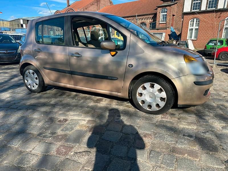 Gebraucht Renault Modus 88 PS (64 kW) 2004 Van / Kleinbus