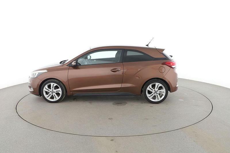 Gebraucht Hyundai i20 Style 101 PS (74 kW) 2016 Braun Coupé