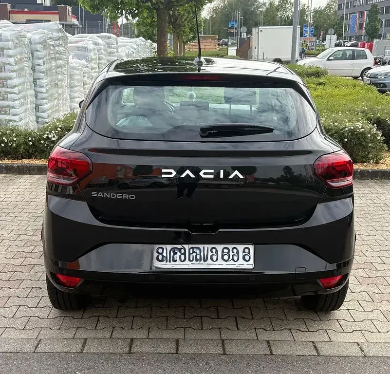 Occasion Dacia Sandero Expression 91 ch (66 kW) 2023 Noir Berline