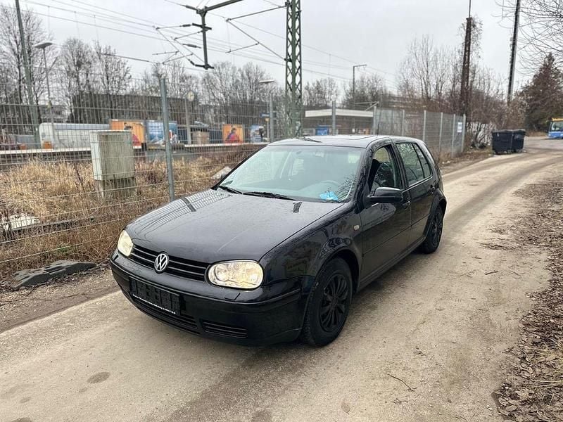 Schwarz Gebraucht 1999 VW Golf Edition Limousine | 1.590 € (Superpreis) - Bild 1/4