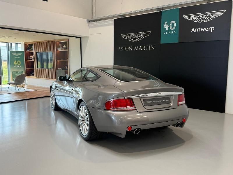 Gebraucht Aston Martin Vanquish 469 PS (344 kW) 2005 Grau Coupé