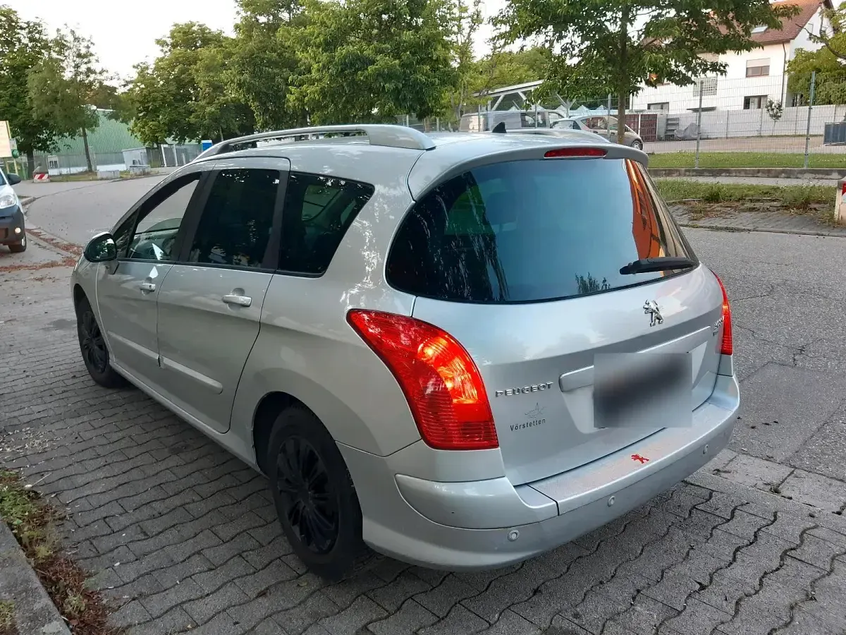 Gebraucht Peugeot 308 82 PS (60 kW) 2012 Silber Kombi