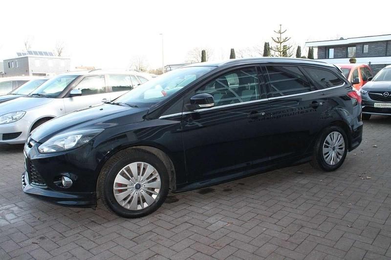 Gebraucht Ford Focus S 150 PS (110 kW) 2013 Schwarz Kombi