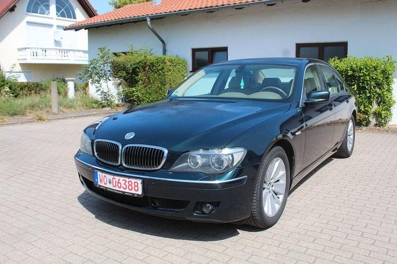 Grün Gebraucht 2006 BMW 730 Limousine | 5.000 € (Guter Preis) - Bild 1/4