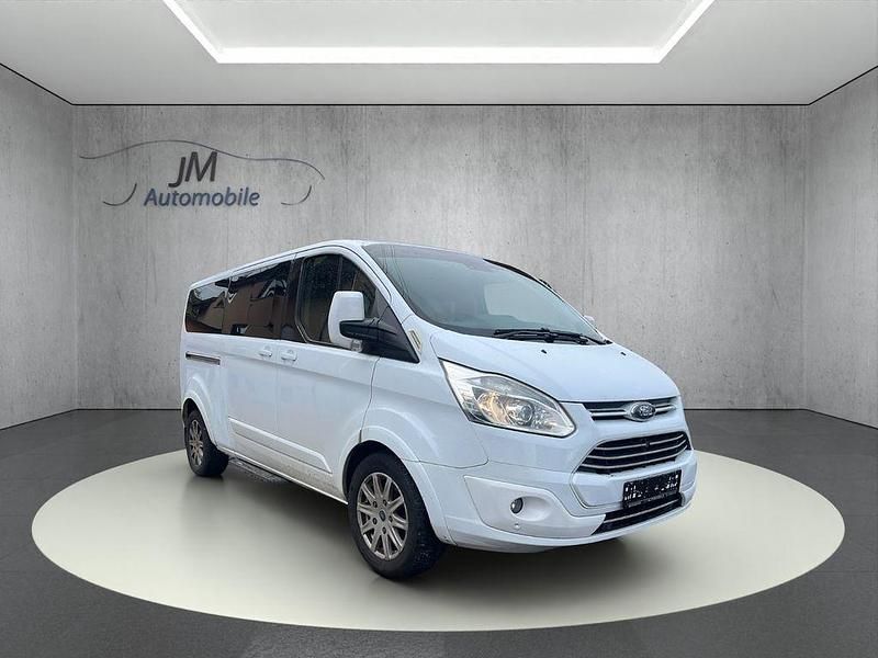 Frozen white Gebraucht 2017 Ford Transit Tourneo Titanium Van / Kleinbus | 21.990 € (Guter Preis) - Bild 1/4