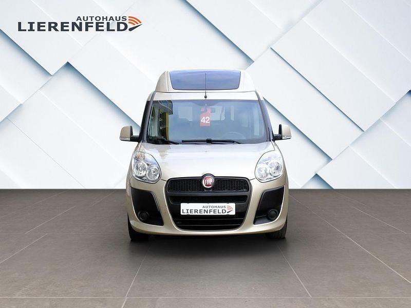 Gebraucht Fiat Doblò 95 PS (69 kW) 2013 Colore esterno (perla ( vr261 Van / Kleinbus
