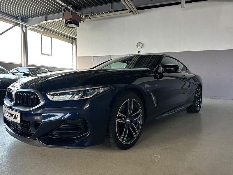 Używany BMW M850 Performance 530 KM (389 kW) 2024 Niebieski Coupe