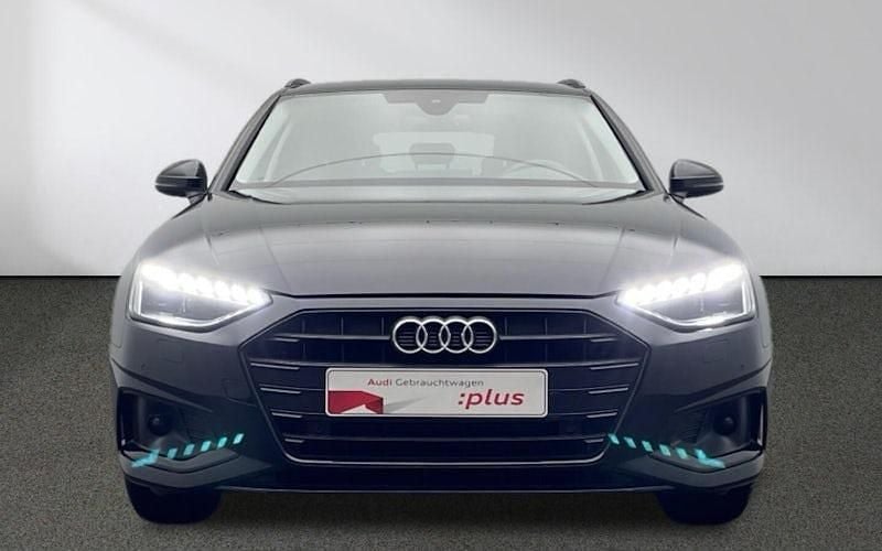 Używany Audi A4 Advanced 163 KM (119 kW) 2024 Czarny Kombi