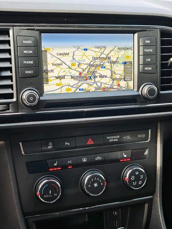 Second-hand Seat Leon 110 CP (80 kW) 2016 Argintiu Break