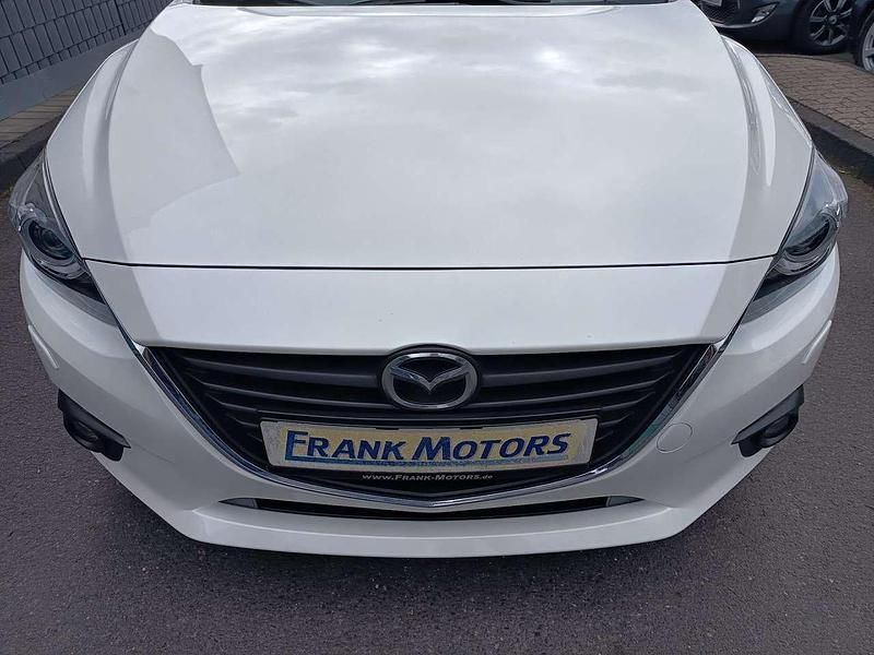 Gebraucht Mazda 3 Nakama 165 PS (121 kW) 2016 Snowflakewithe Limousine