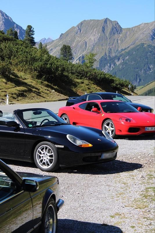 Second-hand Porsche Boxster 228 CP (167 kW) 2001 Negru Cabrio