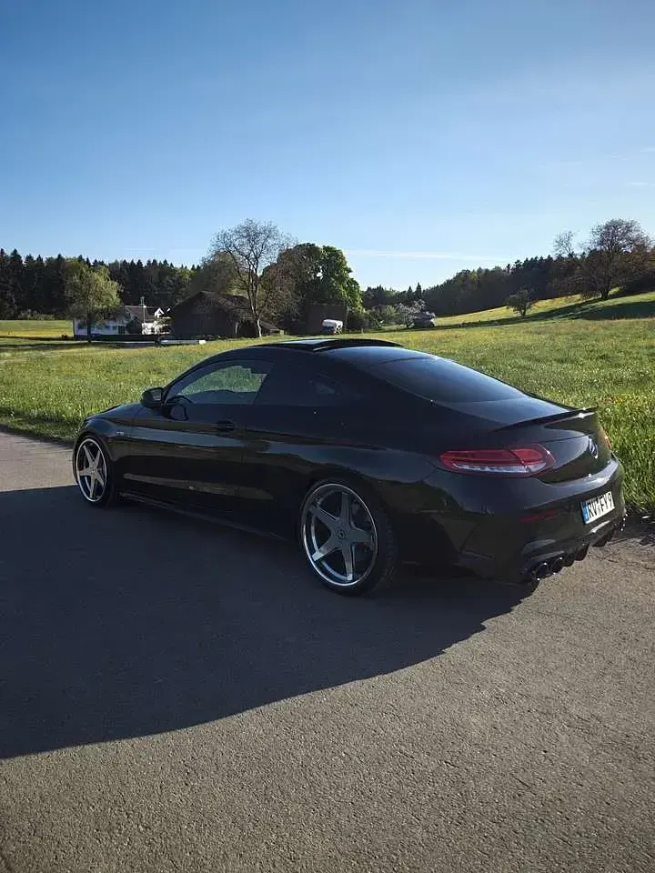 Gebraucht Mercedes C43 AMG AMG 390 PS (286 kW) 2019 Schwarz Coupé