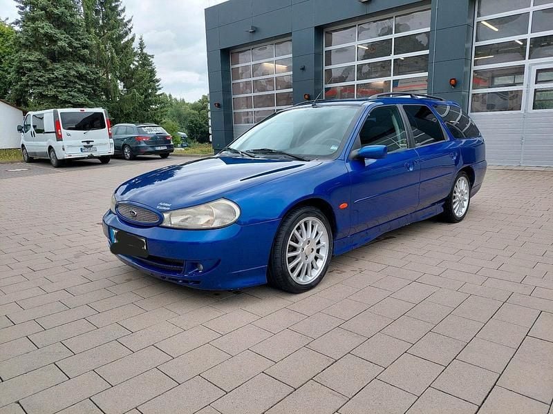 Blau Gebraucht 1999 Ford Mondeo ST200 Kombi | 4.000 € - Bild 1/4