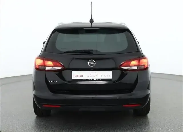 Gebraucht Opel Astra Design & Tech 145 PS (106 kW) 2022 Black meet kettle metallic Kleinwagen